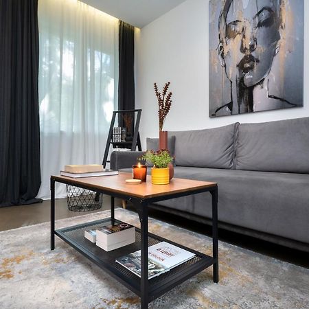 The Grey Apartment Sofia Exterior photo